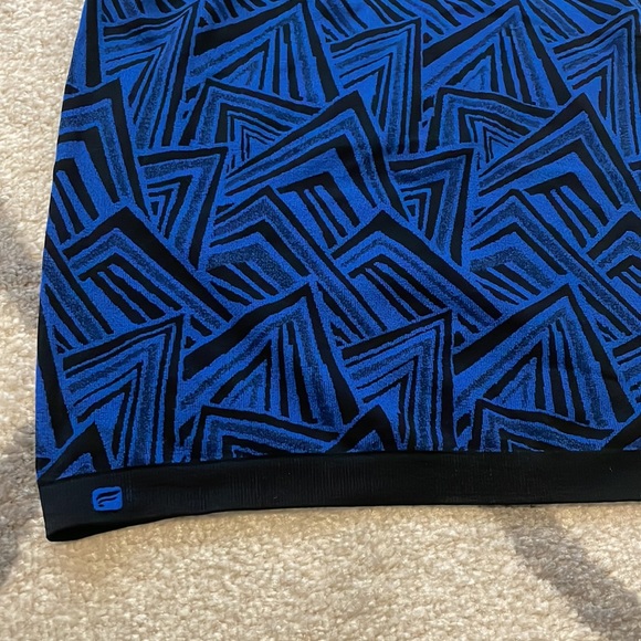 FABLETICS workout tank - Picture 4 of 4